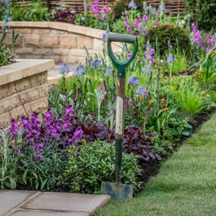 APL Feature Garden 1