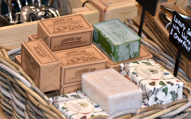 Lifestyle Gift Exhibitor