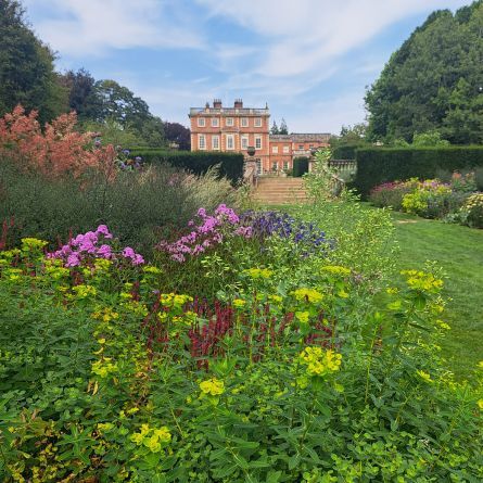 Newby Borders
